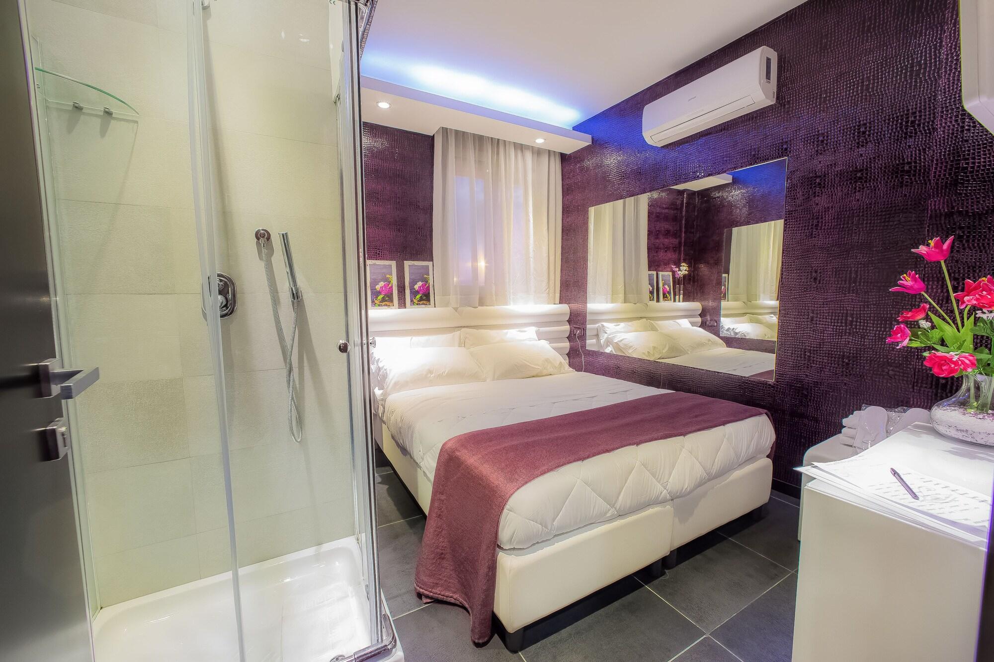 Kleopatra Design Hotel เนเปิลส์ ภายนอก รูปภาพ