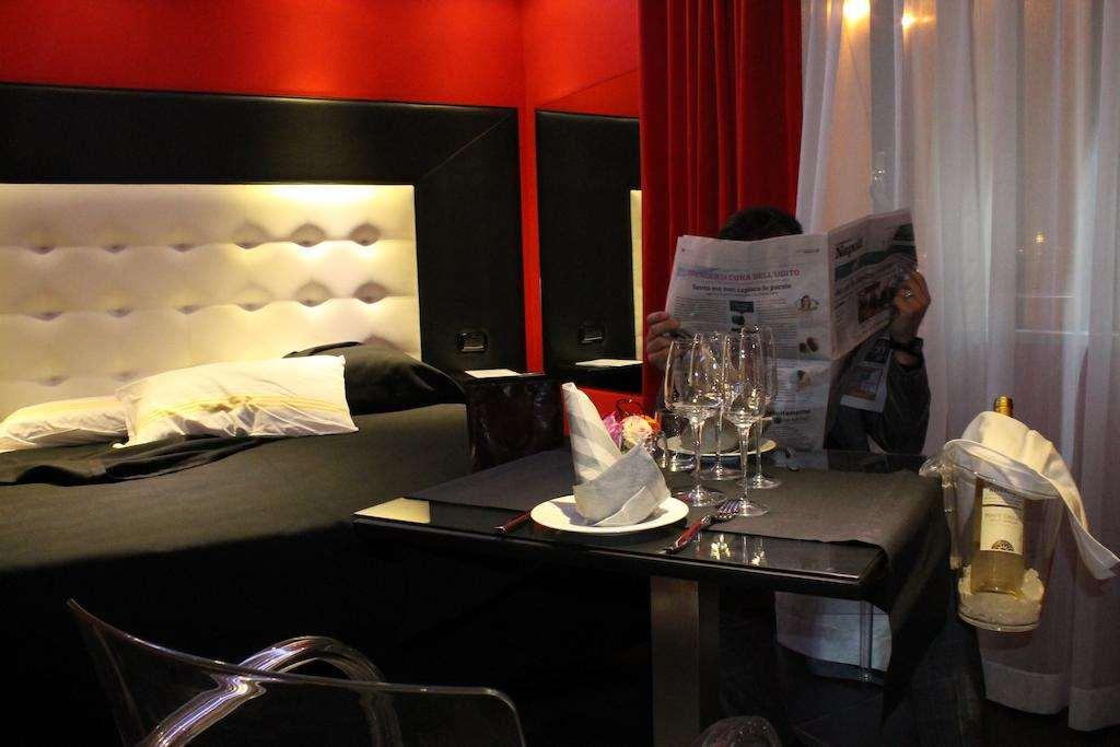Kleopatra Design Hotel เนเปิลส์ ห้อง รูปภาพ