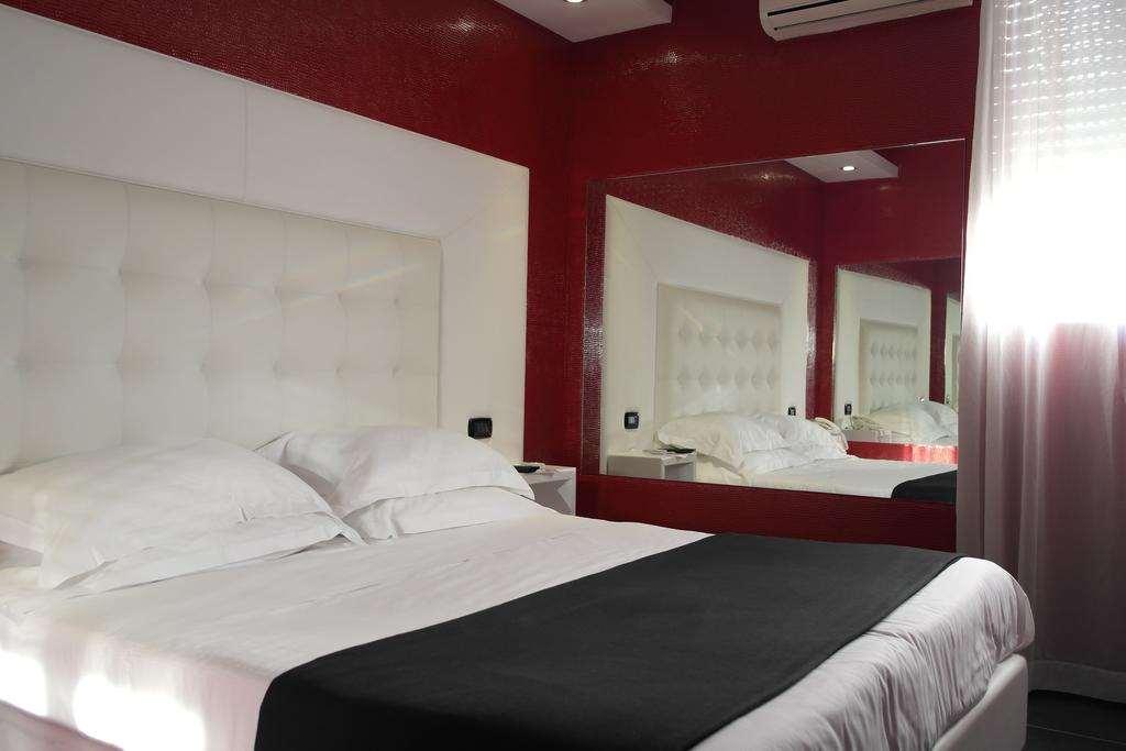 Kleopatra Design Hotel เนเปิลส์ ห้อง รูปภาพ